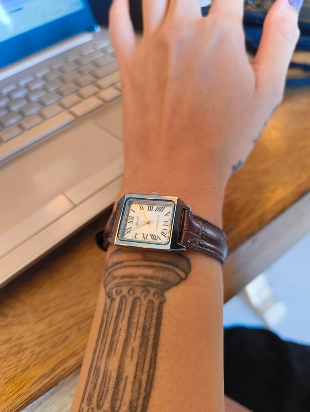 Customer photo review of Reloj Casio Tank Análogo LTP-V007L-9BUDF Cuero Dial Champaña