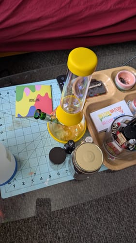 Customer photo review of Bong Base Iridescent