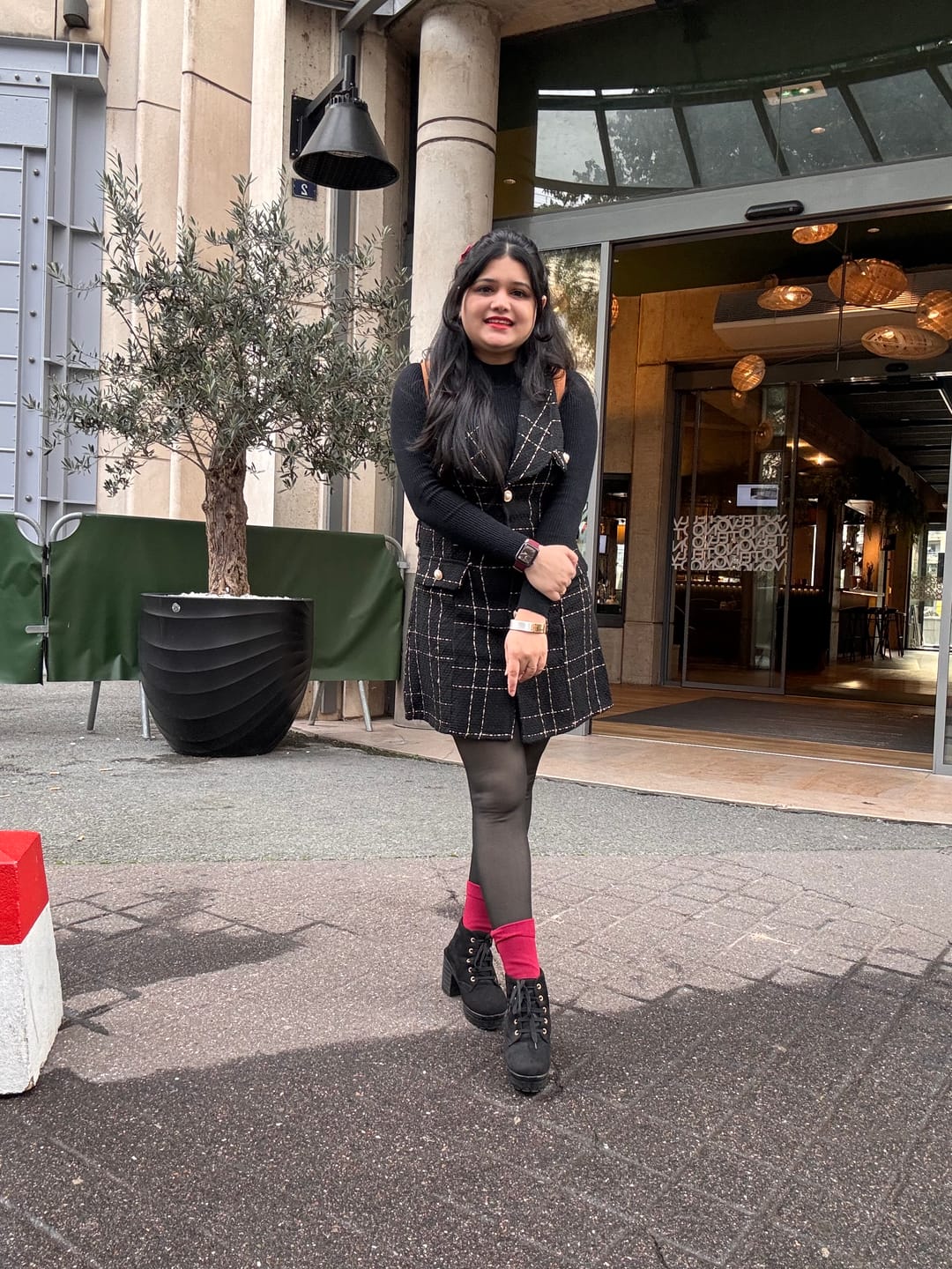 Customer photo review of Rader Set of Top and Woolen Tweed Dress