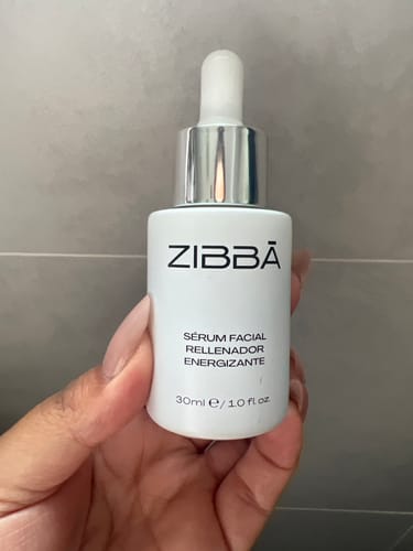 Customer photo review of Sérum Facial Iluminador Anti-oxidante