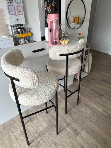 Customer photo review of LARS - Lot de 2 tabourets de bar en métal et bouclettes blanches