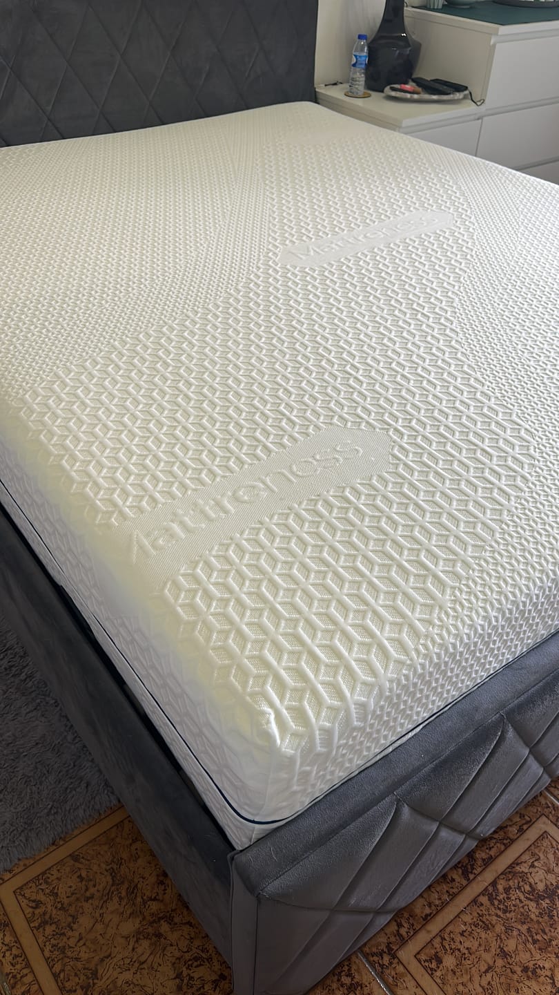 Customer photo review of Colchão M3 | Firmeza Intermédia