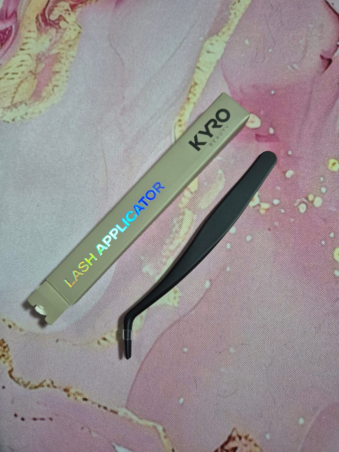 Customer photo review of Lash Applicator - Non-Sticky Coating