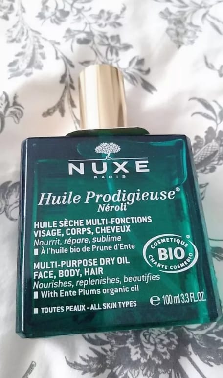 Customer photo review of Nuxe Huile Prodigieuse Multi Usage Dry Oil/ Shimmering Dry Oil/ Florale Multi-Purpose Dry Oil/ Neroli Multi-Purpose Dry Oil 100ml