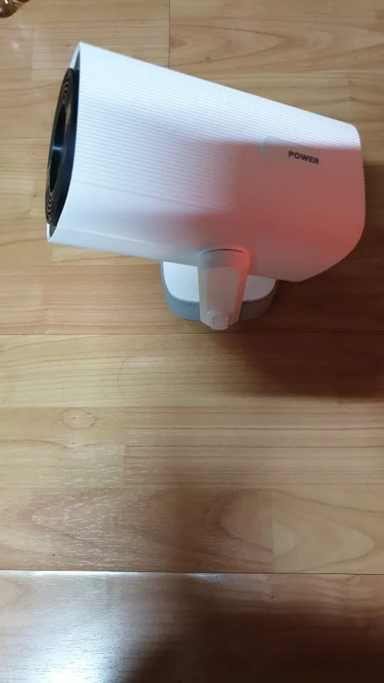 Customer photo review of moviehub wireless projector