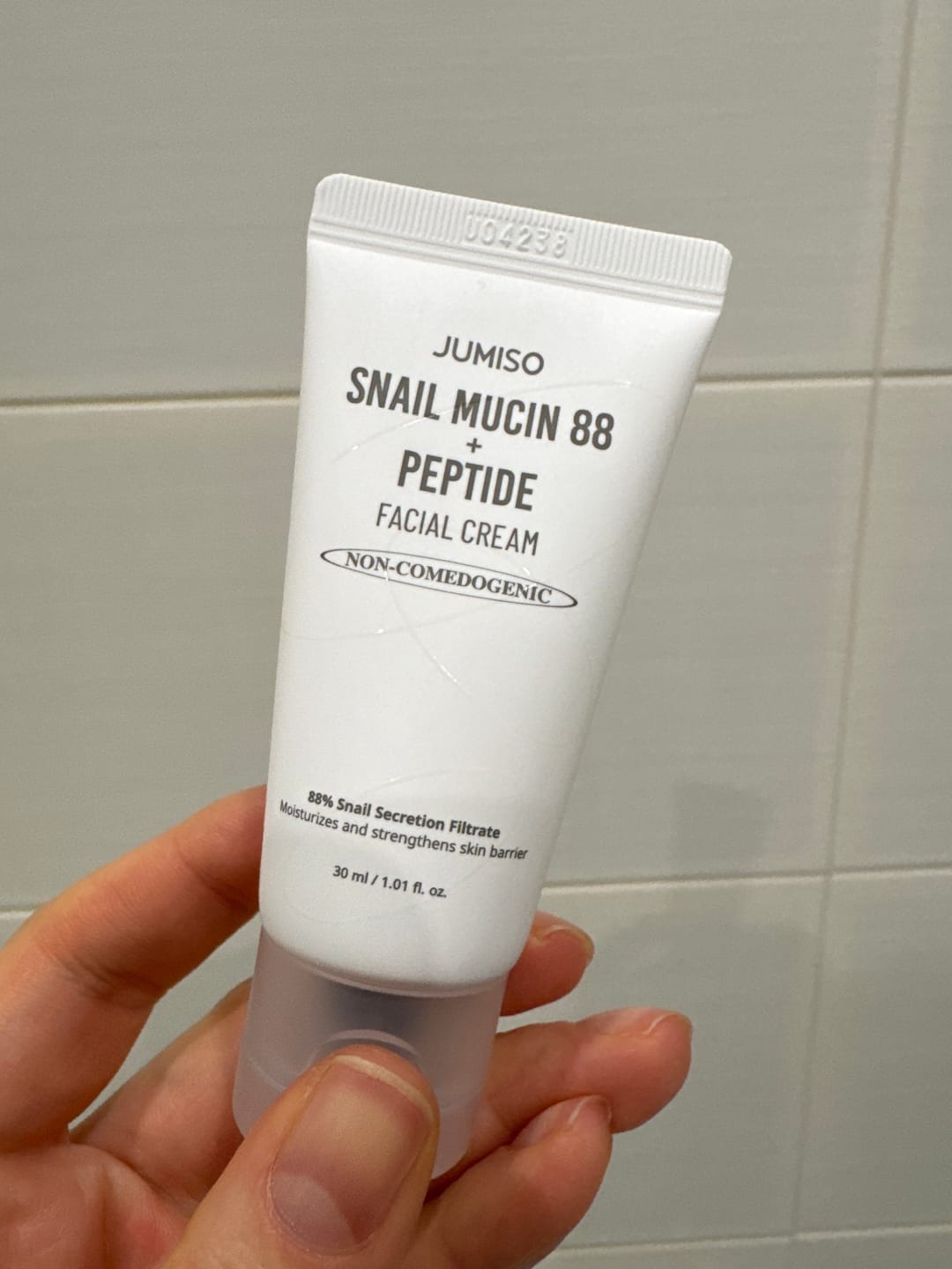 Customer photo review of Krēms ar peptīdiem un gliemežu mucīnu Jumiso Snail Mucin 88 + Peptide Cream