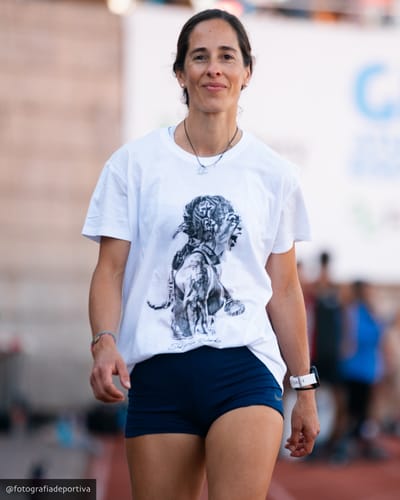 Customer photo review of Polera Personalizada Blanca Dibujo