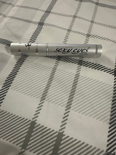 Customer photo review of Sexy Eyes