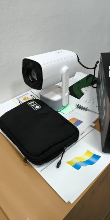 Customer photo review of moviehub wireless projector