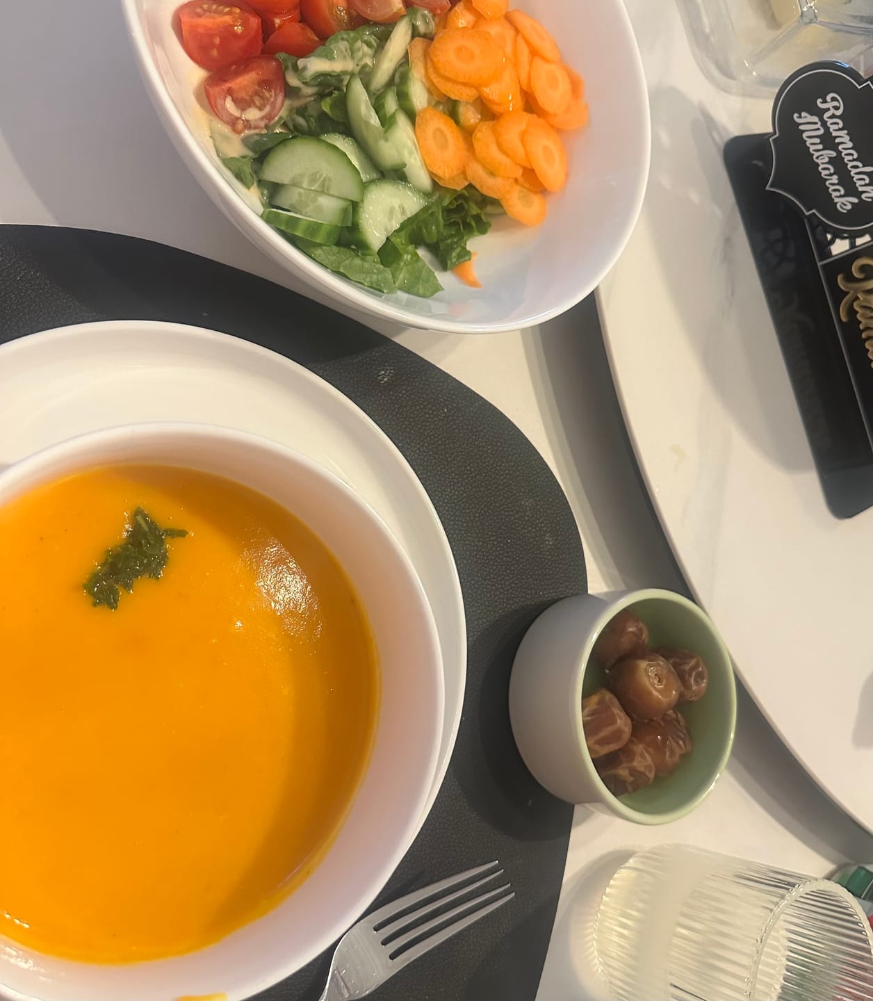 Customer photo review of Bio Rutab Sukkari Datteln von Sunnafrucht® | 1kg | Premium Qualität | Super Frisch & Saftig | Angebaut in Al Qassim, Saudi-Arabien | Perfekt für Snacks & Desserts | Super Fresh