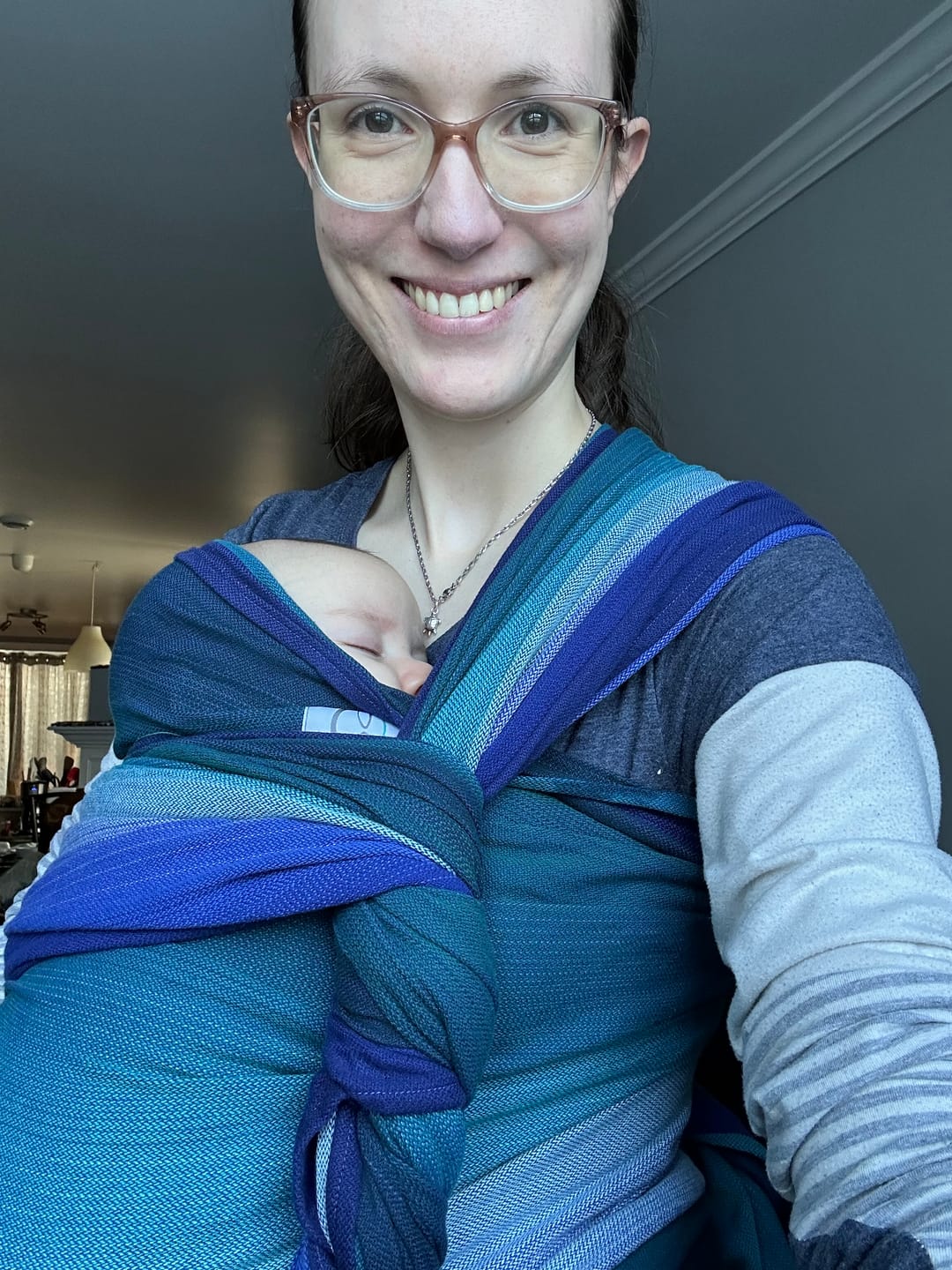 Customer photo review of Écharpe Tissée | ActivMom Boréale