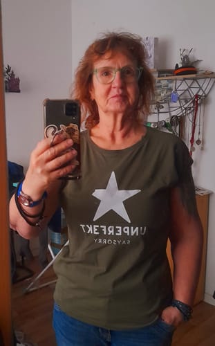 Customer photo review of Organic Alle-Größen-Shirt »Unperfekt mit Stern«