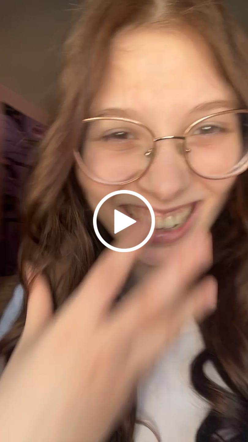 Customer video review of Heatless curlers