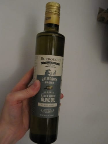 Customer photo review of Regenerative Organic Extra Virgin Olive Oil Family Blend 2024
