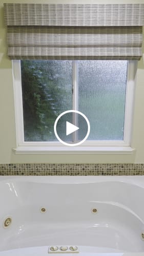 Customer video review of SmartWings Motorized Woven Wood Shades 70% Blackout Privacy Orithyia