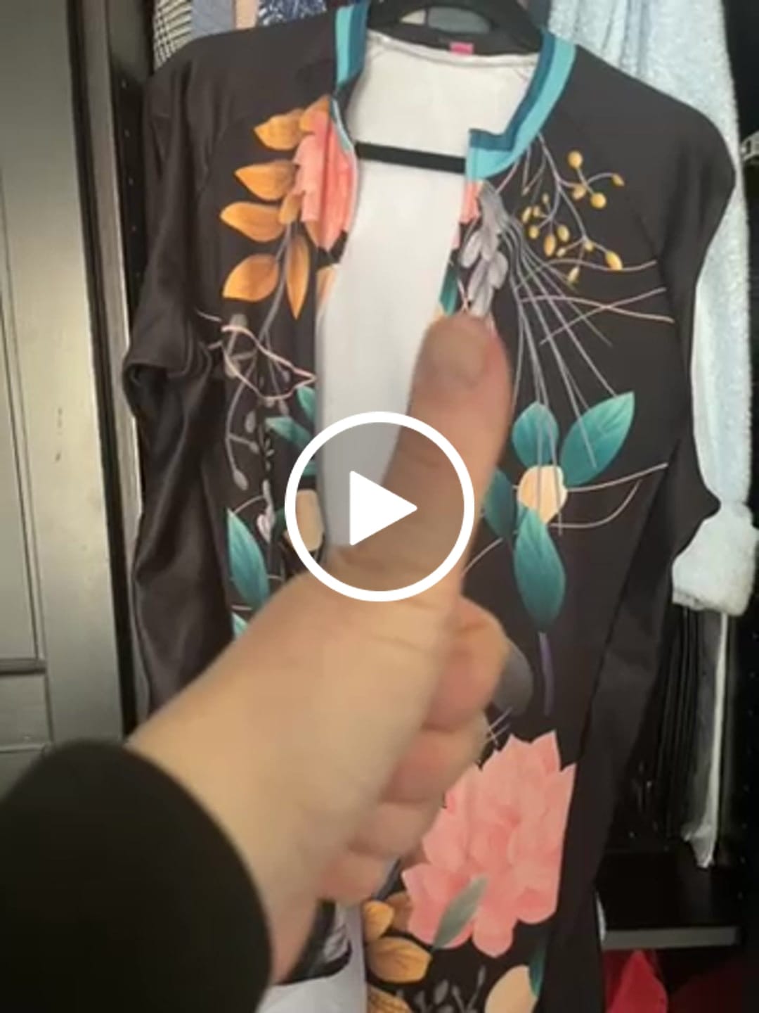 Customer video review of Exotic Spring | Women's Long Sleeve Cycling Jersey