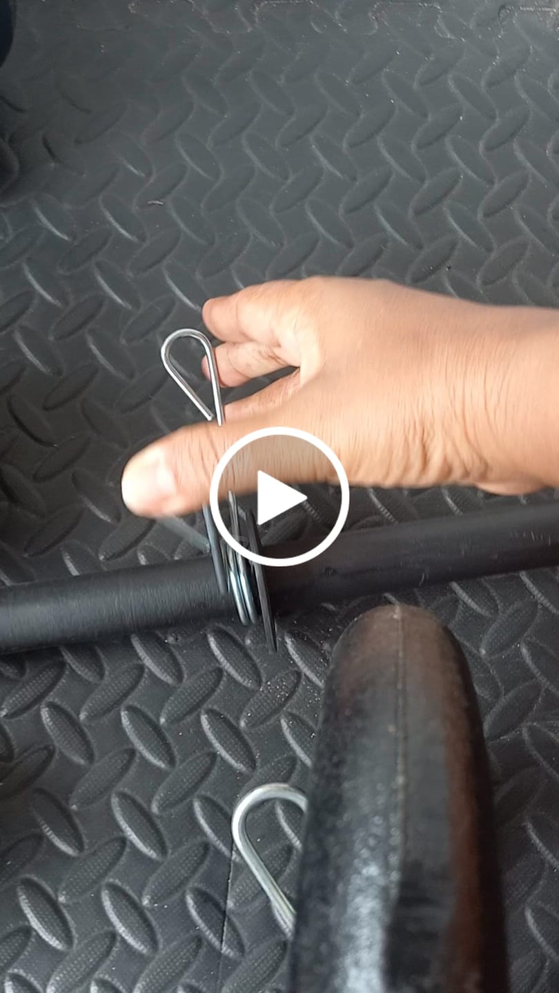 Customer video review of Presilha Zincada Para Barra de Musculação E Halteres