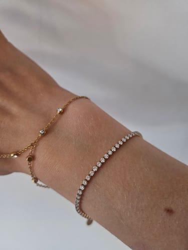 Customer photo review of Samantha Tennis Bracelet