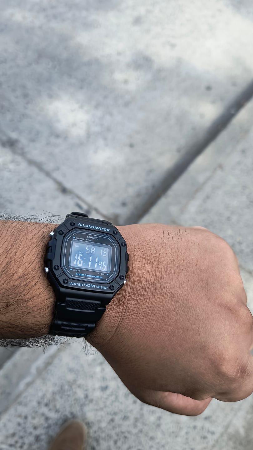 Customer photo review of Reloj Casio Vintage W-218H-1BVDF Pantalla Negativa
