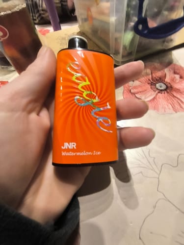 Customer photo review of JNR - Eagle - 23000 Bouffées - 2% de nicotine - Puff Jetable / Vape Disposable