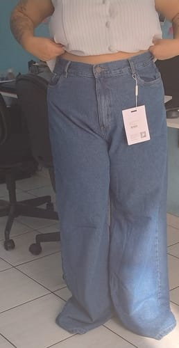 Mariane P. review of Calça Jeans Wide Leg Buriti Azul Médio image 1 out of 1