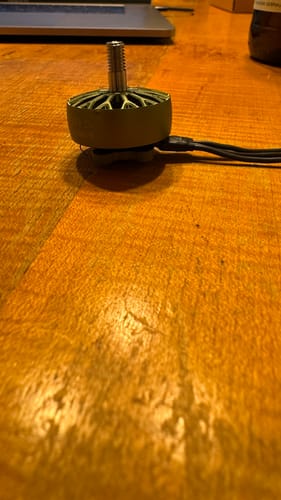 Customer photo review of it's 2306,5 1750KV Motor