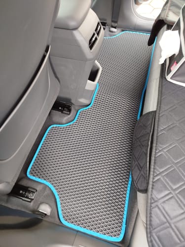 Customer photo review of Auto Fußmatten nach Maß - Komplettset