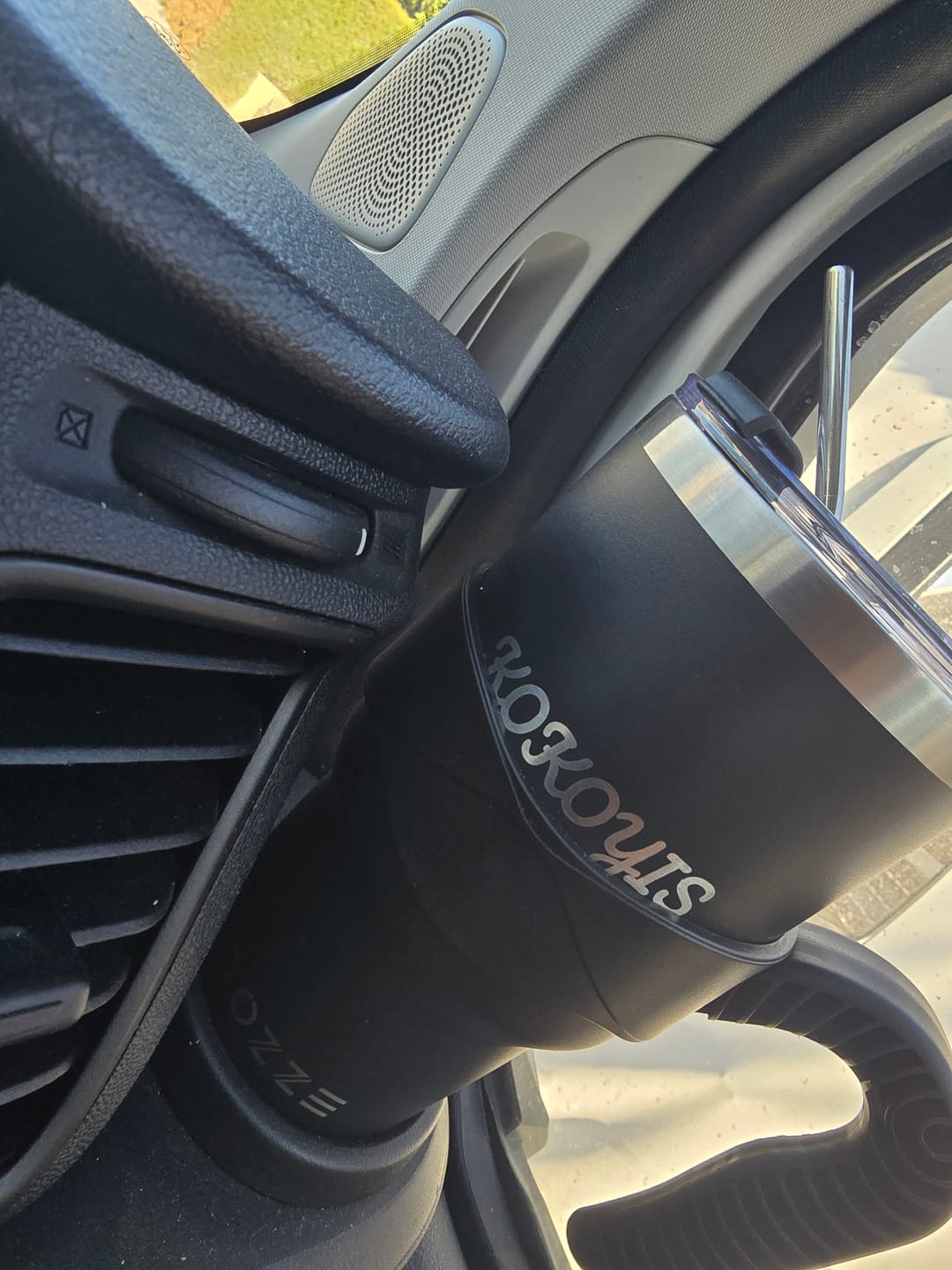 Customer photo review of DOZZE Roamer Tumbler