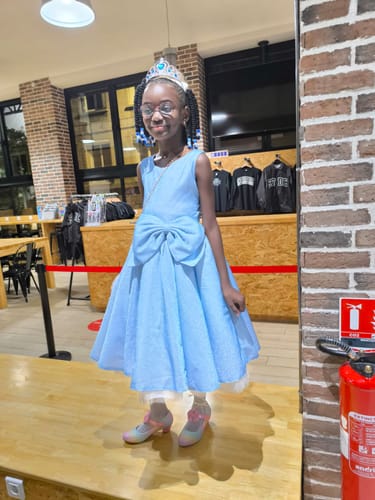 Customer photo review of Girl Formal Dresses Baby Girl Bow Gowns Sequins Cake Fluffy Birthday Party Dresses