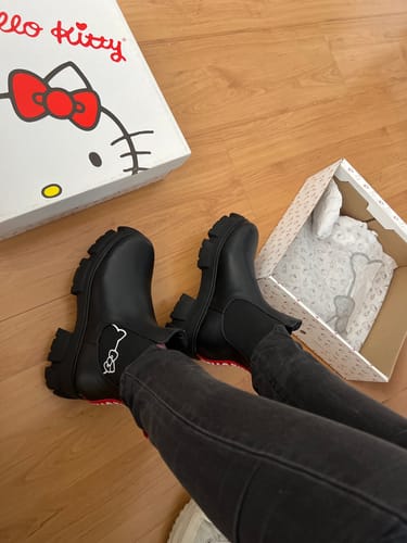 Customer photo review of HK Chelsea Black Boot