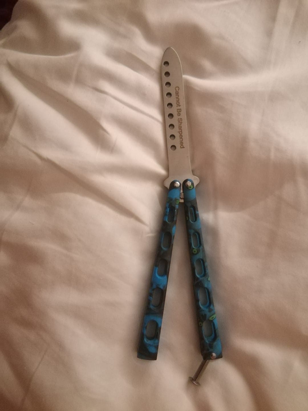 Customer photo review of Deluxe Balisong/Butterfly Knife Replica Trick Trainer (Blue)