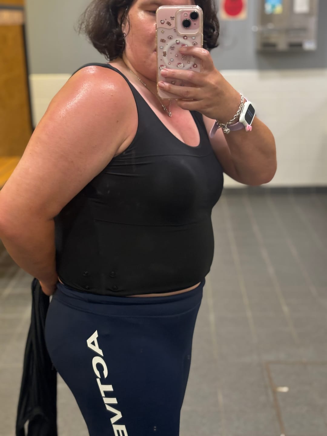 Customer photo review of Base Clique FC Crop