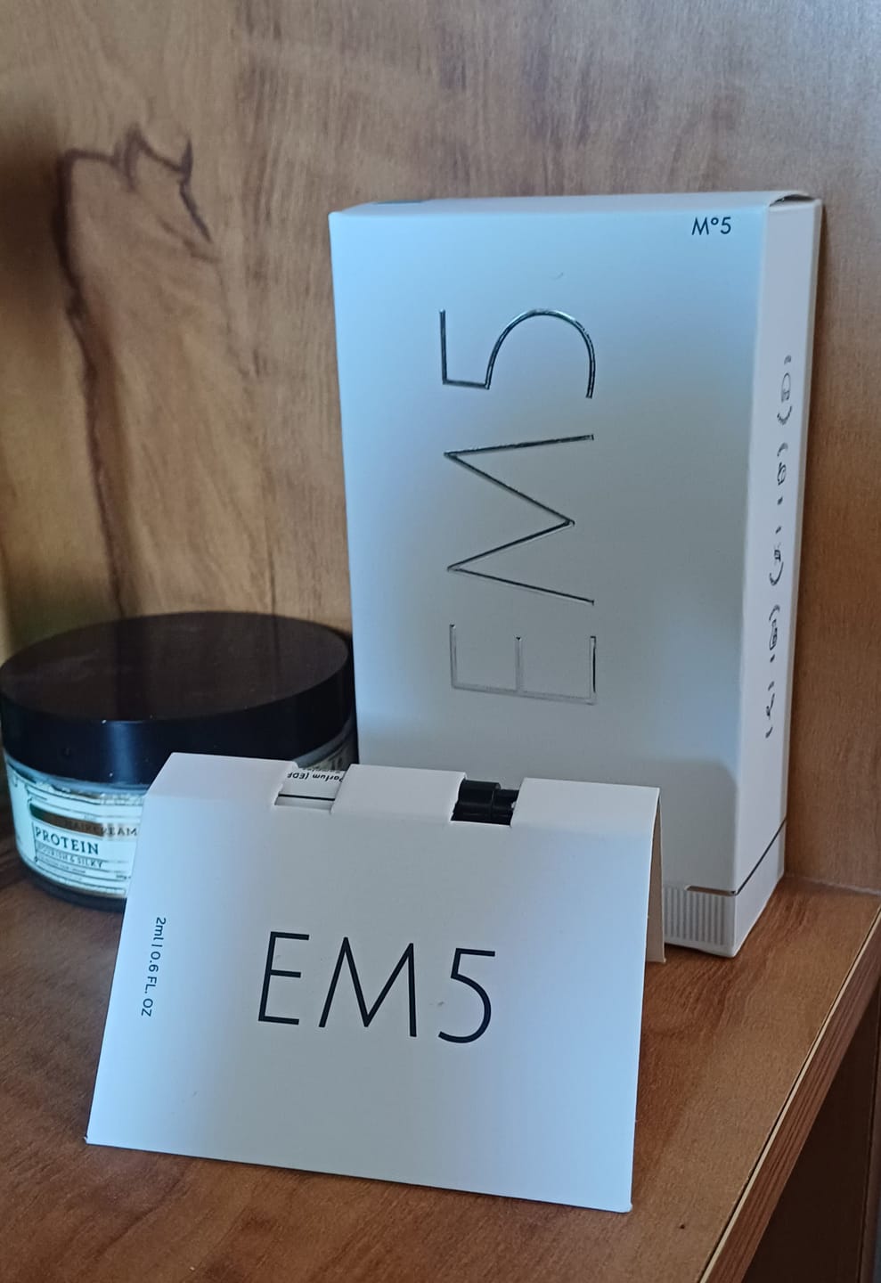 Customer photo review of EM5™ Constant Perfume EDP Spray for Men | Spicy Musky Woody Fragrance Accords | Luxury Gift for Him | Variants Available: 50 ml Spray / 15 ml Spray