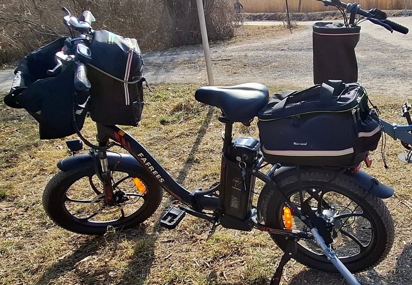 Customer photo review of 35L Large Capacity Bicycle Bag