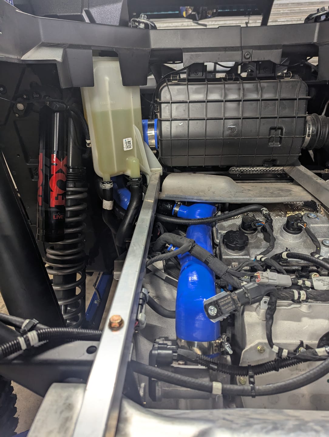 Customer photo review of RPM Polaris RZR PRO XP & Turbo R Silicone Intake & Charge Tube SET