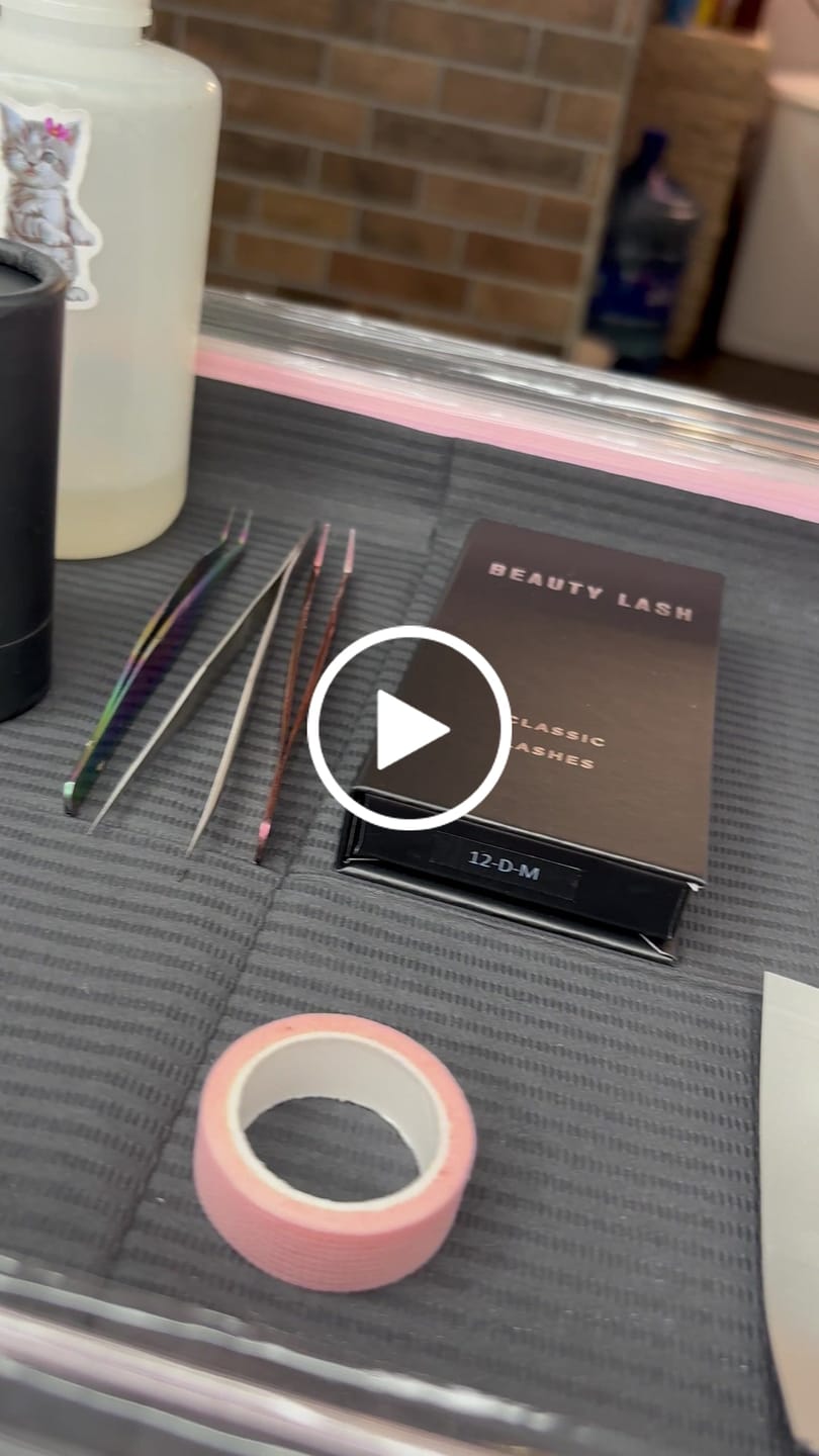 Customer video review of Mixed Classic Lashes