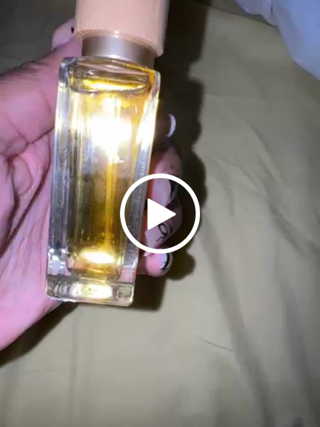 Customer video review of Holiday White Milk Vanilla Delight