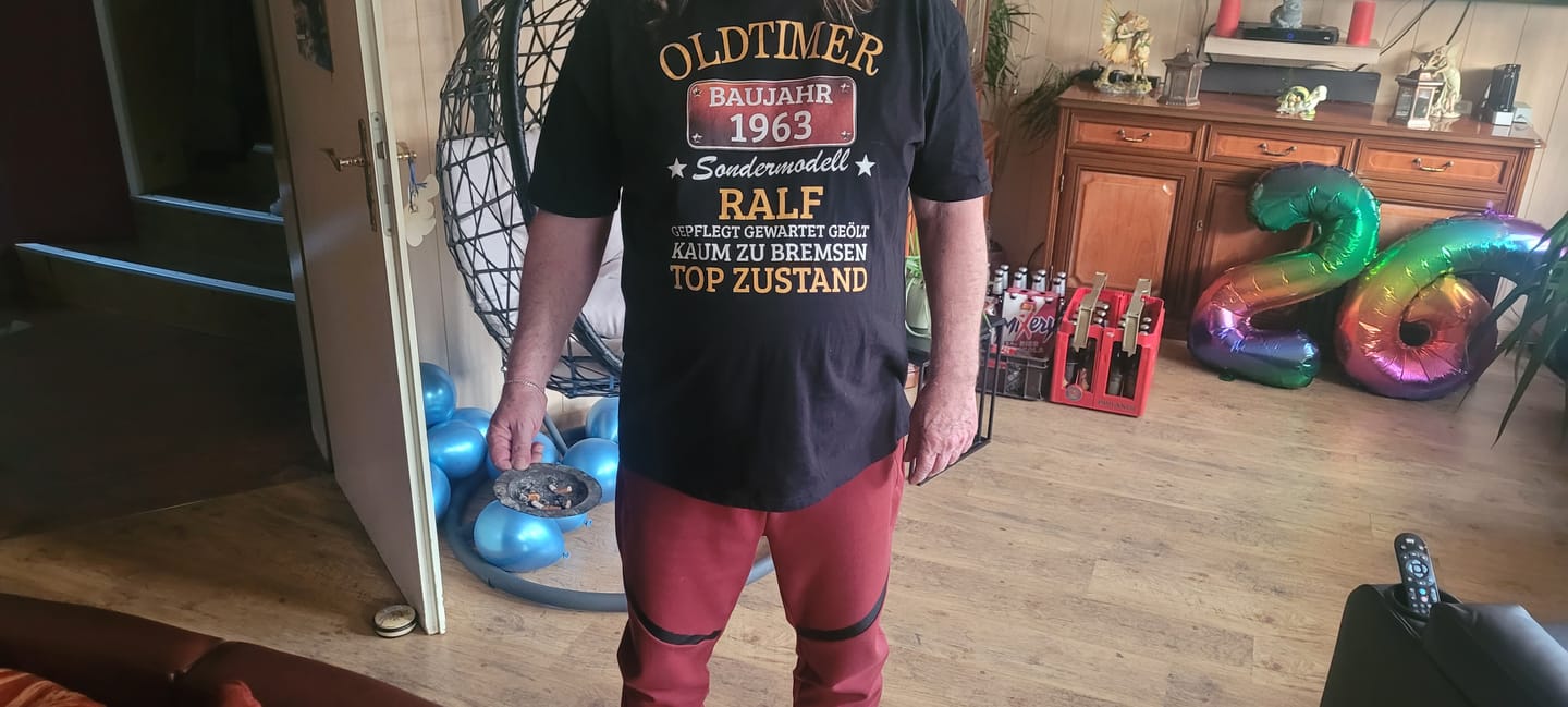 Customer photo review of Oldtimer Sonderausgabe - Personalisierbares Shirt