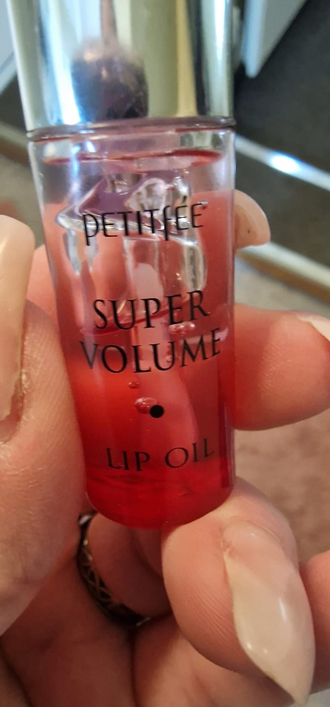 Customer photo review of Petitfèe Super Volum leppeolje
