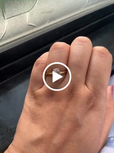 Customer video review of OVAL RING - 18K GOLD PLATED
