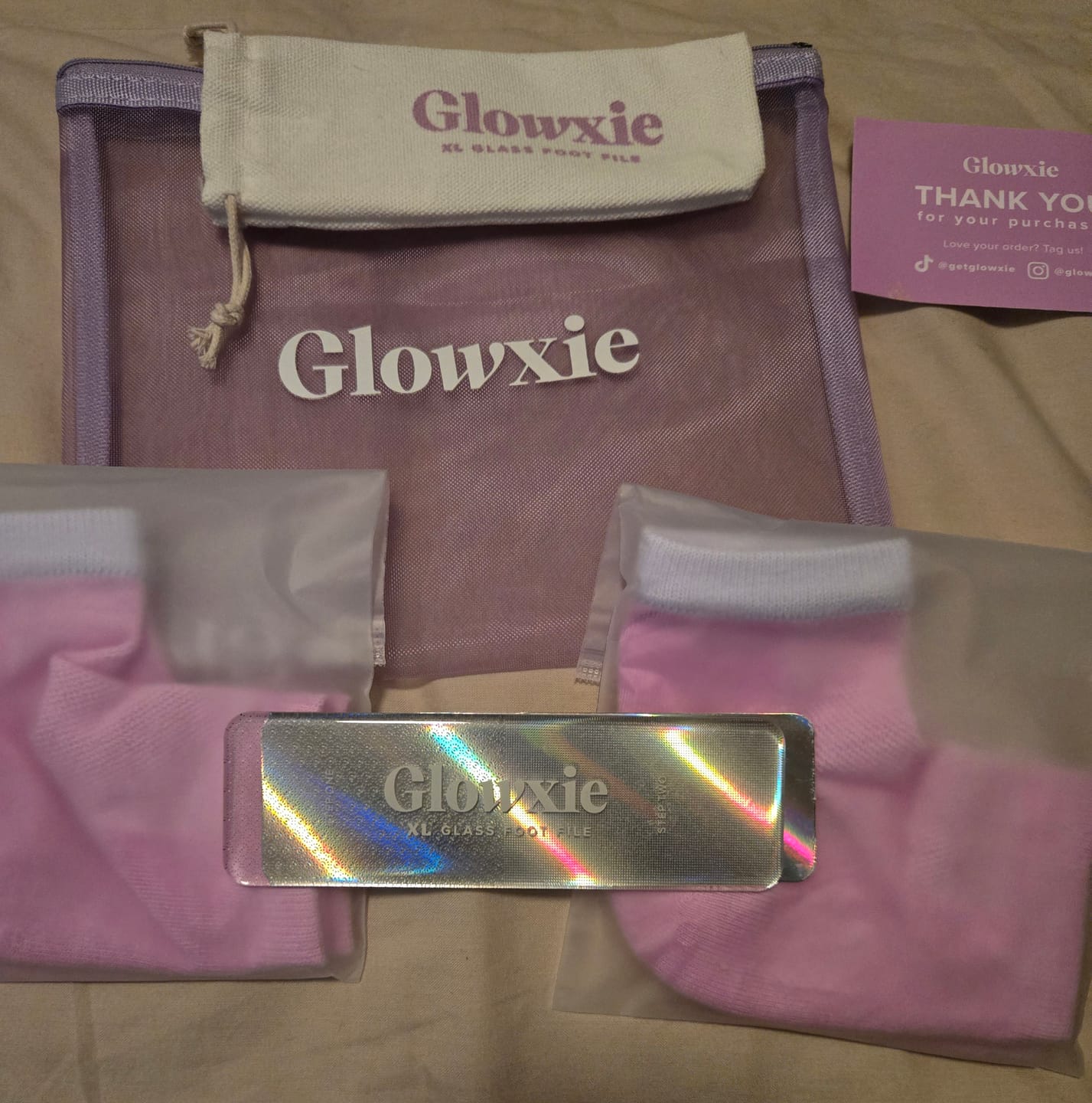 Customer photo review of XL Foot File, 2x Heel Socks Bundle