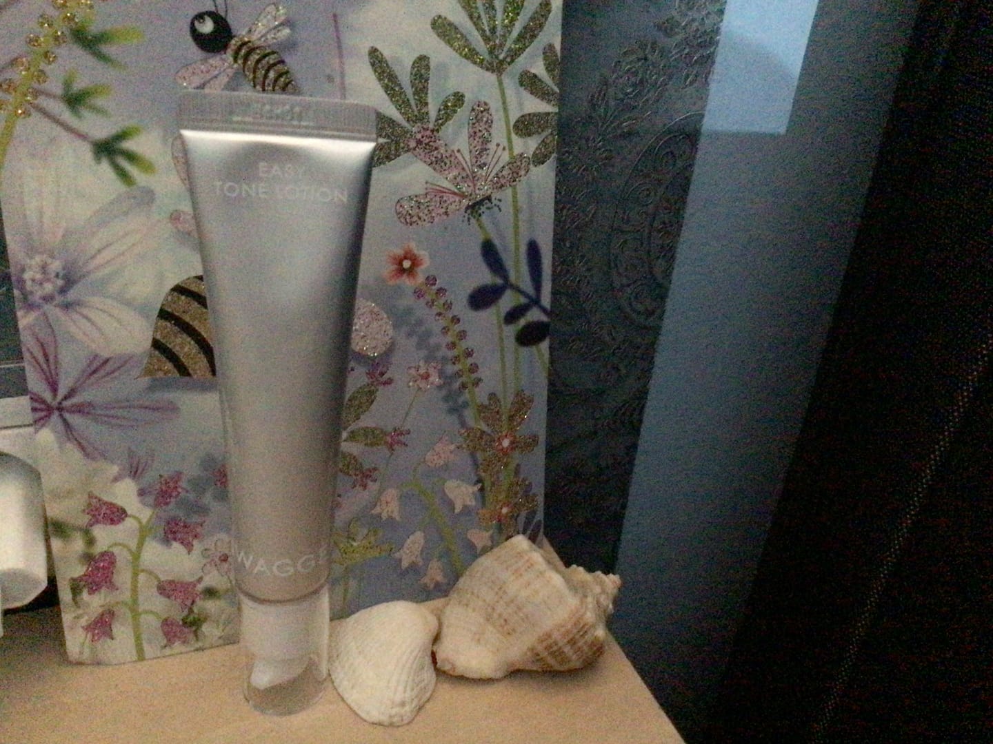 Customer photo review of Унисекс Тониращ хидратант със слънцезащитен фактор SPF50 Swagger Easy Tone Lotion SPF50+ PA++++