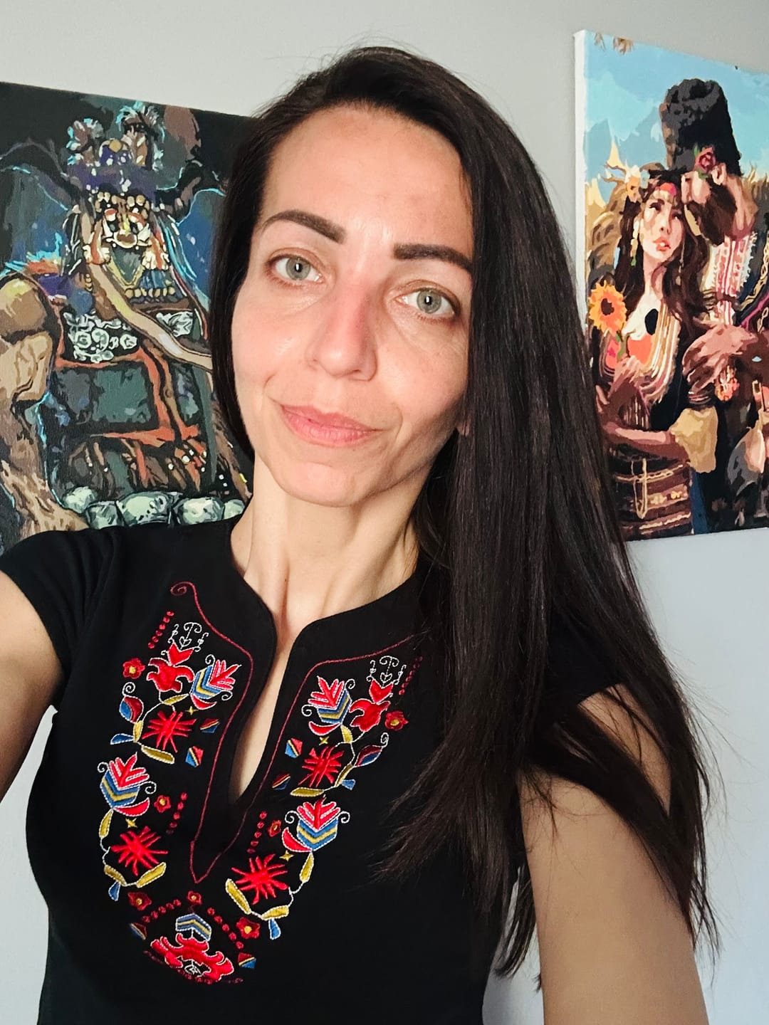 Customer photo review of Тениска с V деколте - "Самоковска"