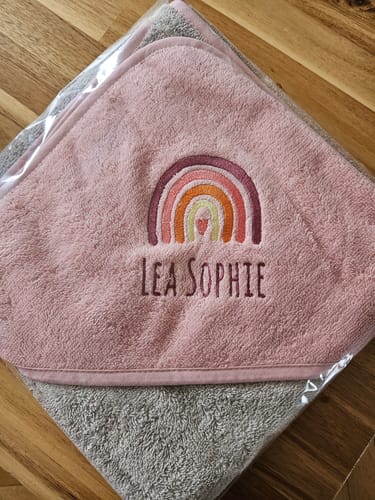 Customer photo review of Wolimbo Mädchen Kapuzenhandtuch mit Namen und Motiv