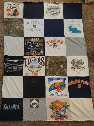Customer photo review of T Shirt Quilt by Project Repat