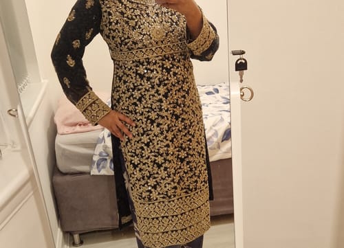 Customer photo review of SHAZ9009 Chiffon Ghotta Work Suit