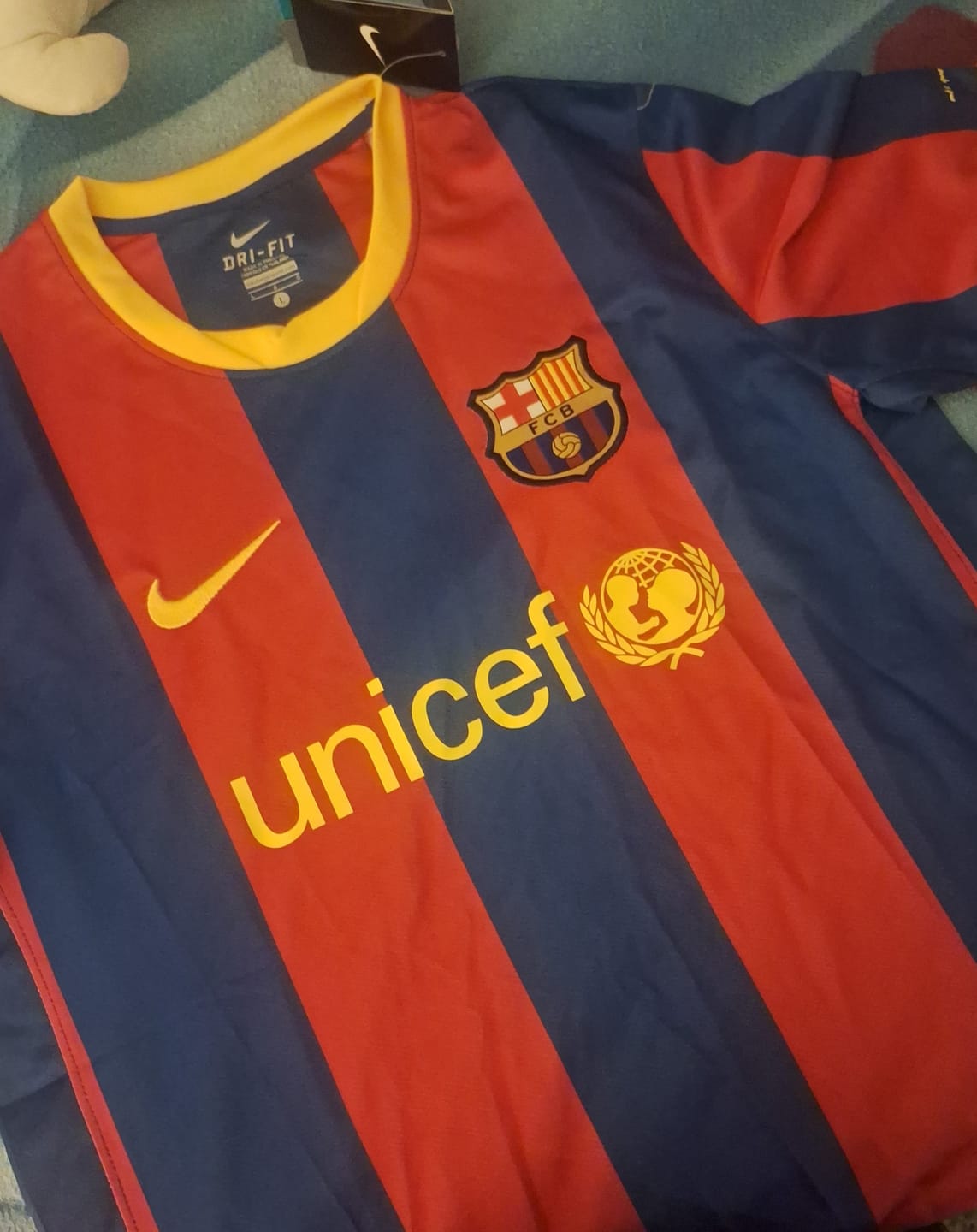 Customer photo review of Jersey Local Barcelona 2010-2011