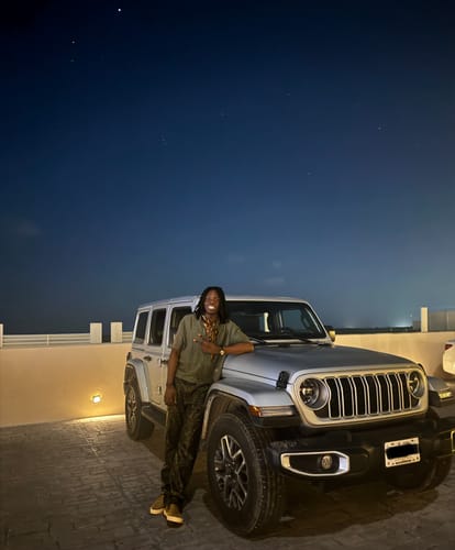 Customer photo review of Paradoxe Diamond Watch