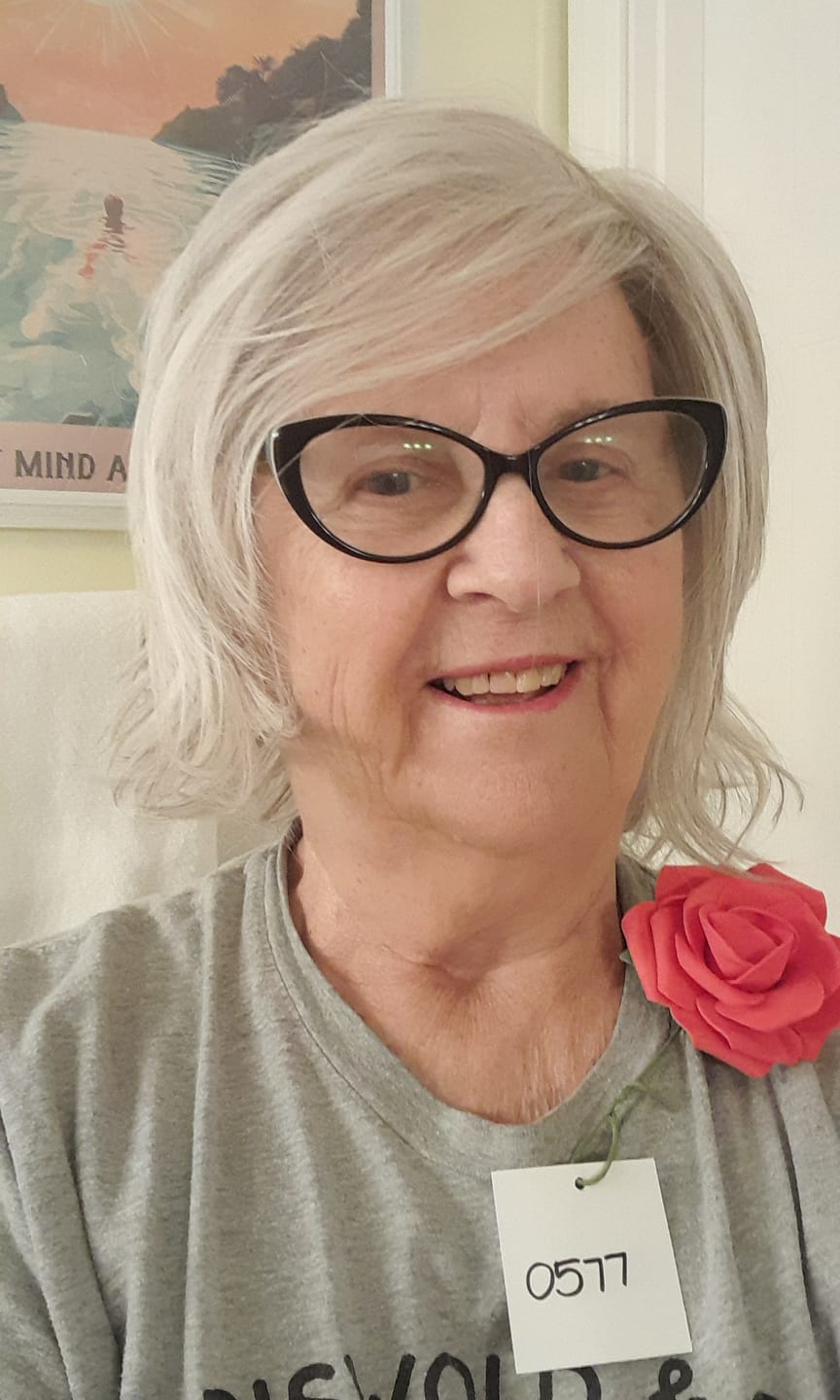 Customer photo review of SWEET MISCHIEF - Burnished Snow