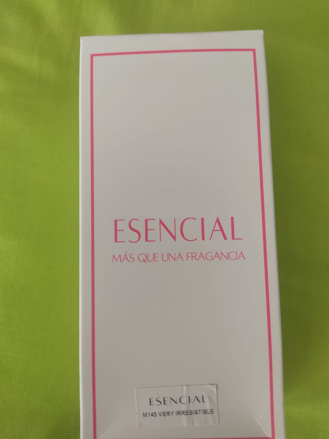 Customer photo review of M145 Inspirado en: Very Irresistible - Givenchy